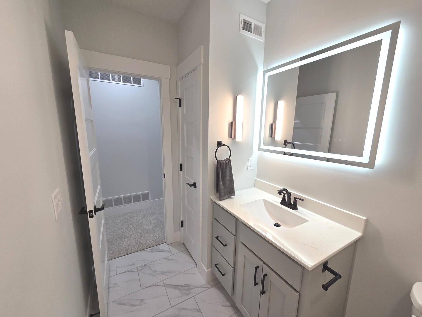 2203 Corrigan Way, Normal, IL 61761