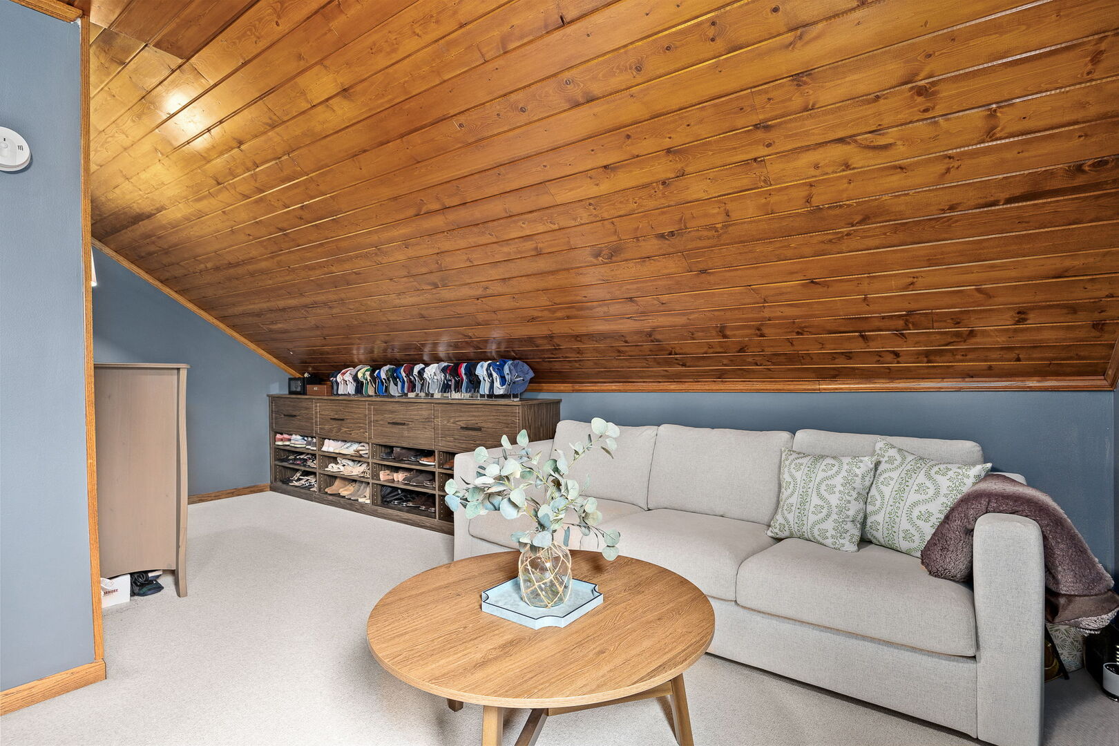 6208 Osage Avenue, Downers Grove, IL 60516