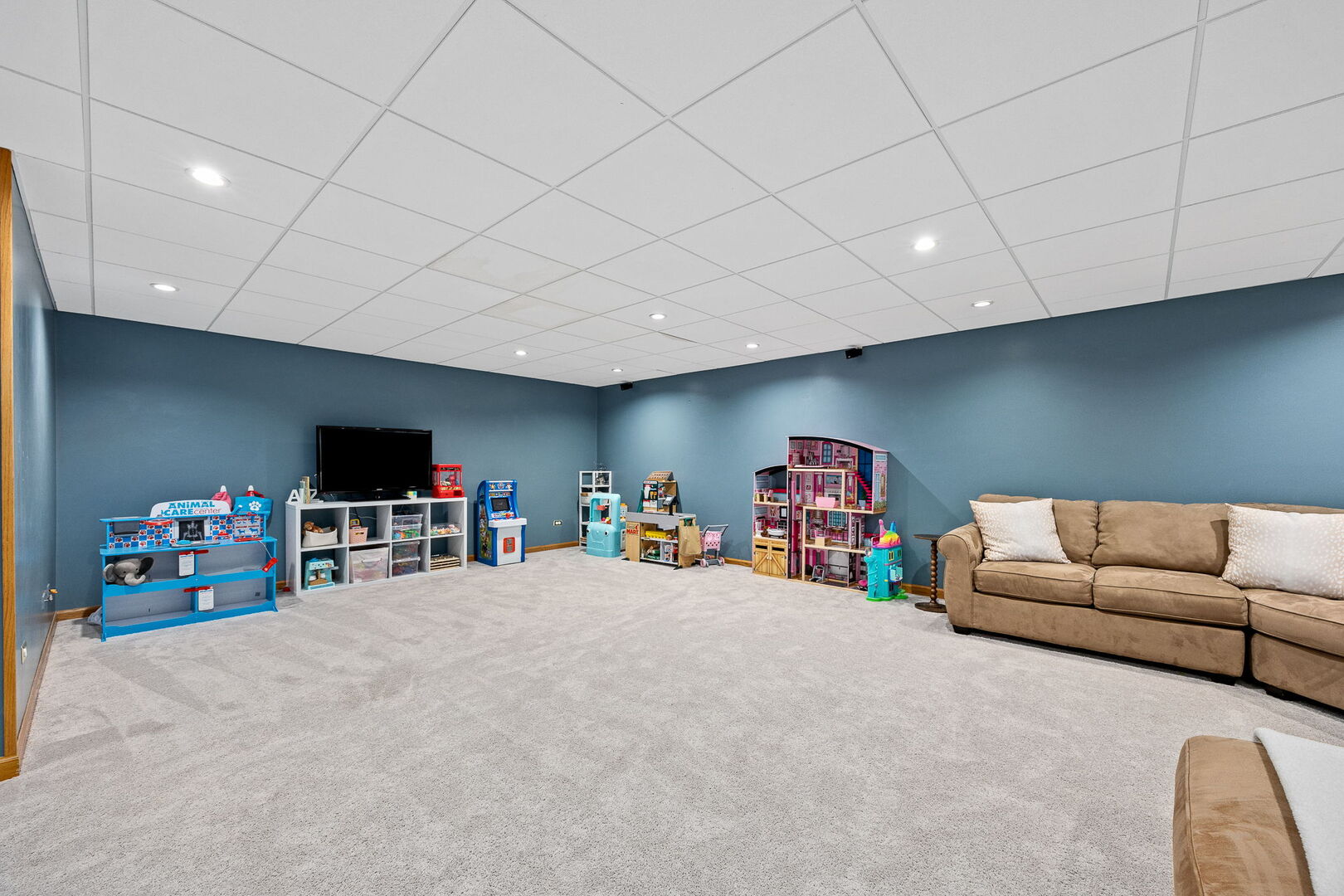 6208 Osage Avenue, Downers Grove, IL 60516