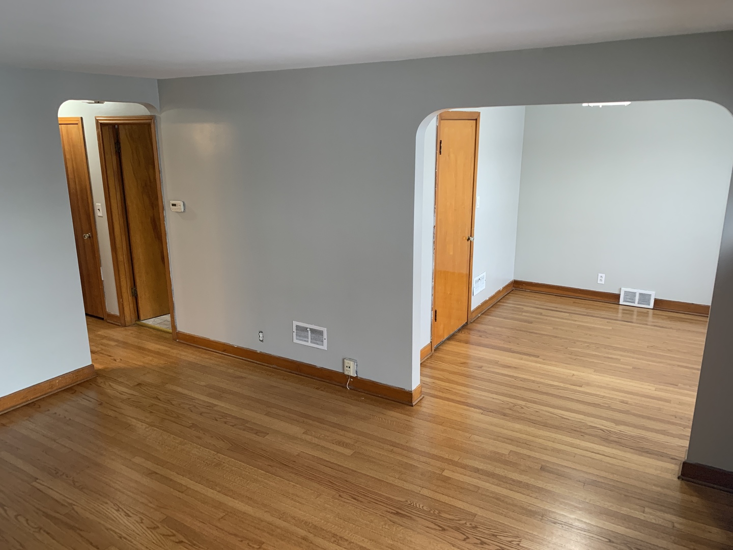 2513 S 18th Avenue, Broadview, IL 60155