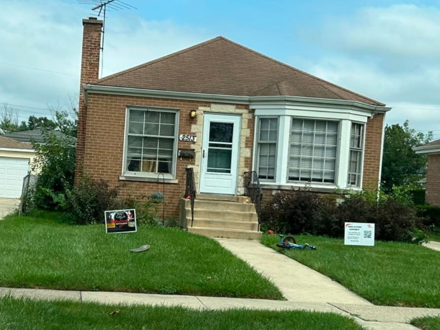 2513 S 18th Avenue, Broadview, IL 60155