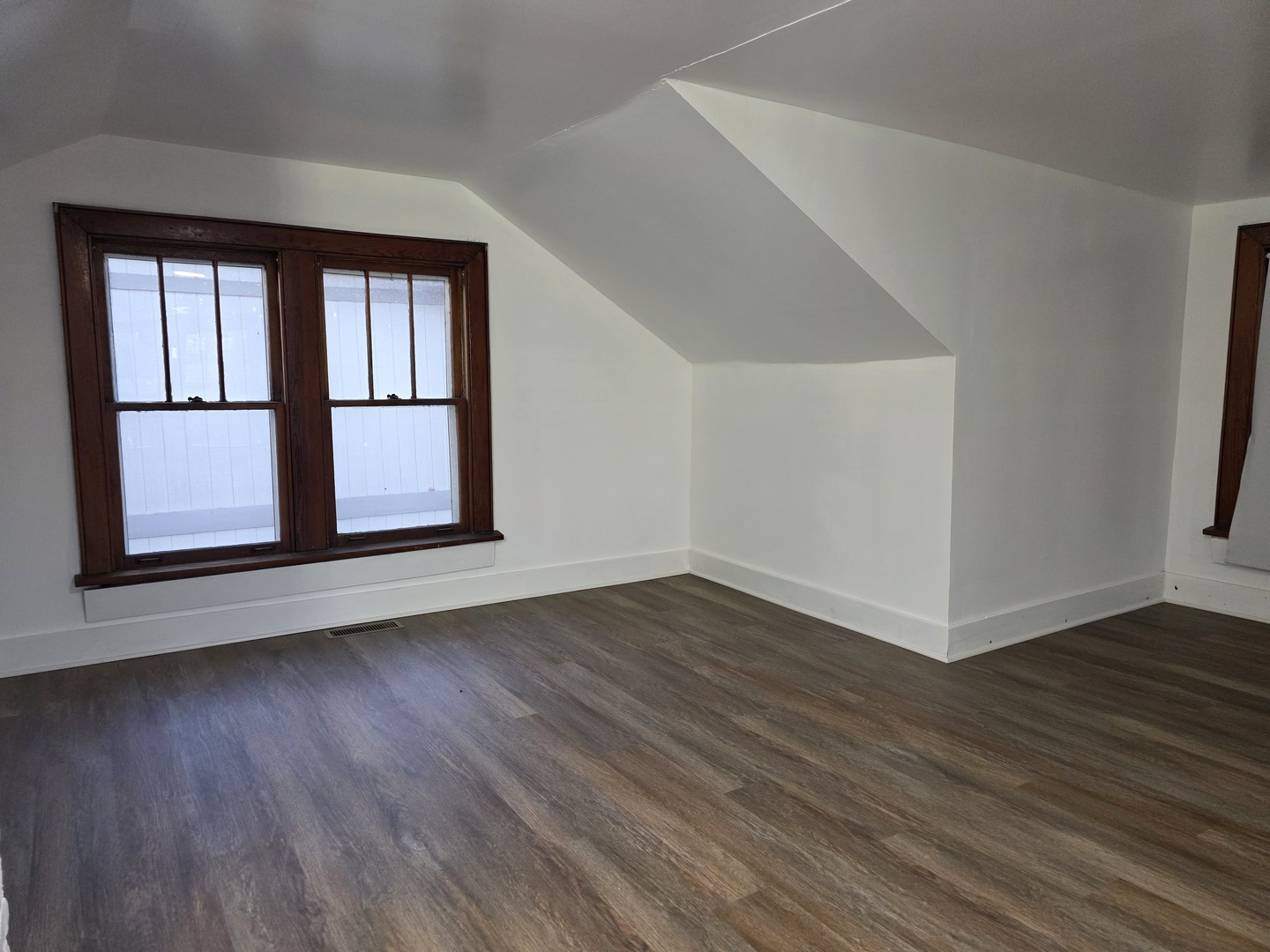 117 Woodland Drive, Round Lake Beach, IL 60073