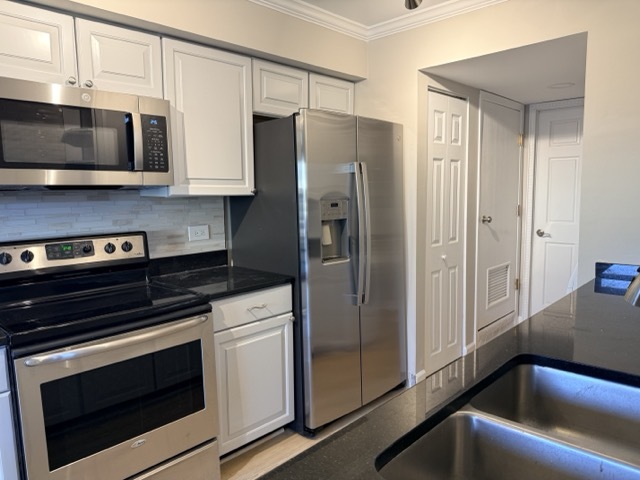 1108 N Knollwood Drive, Palatine, IL 60067