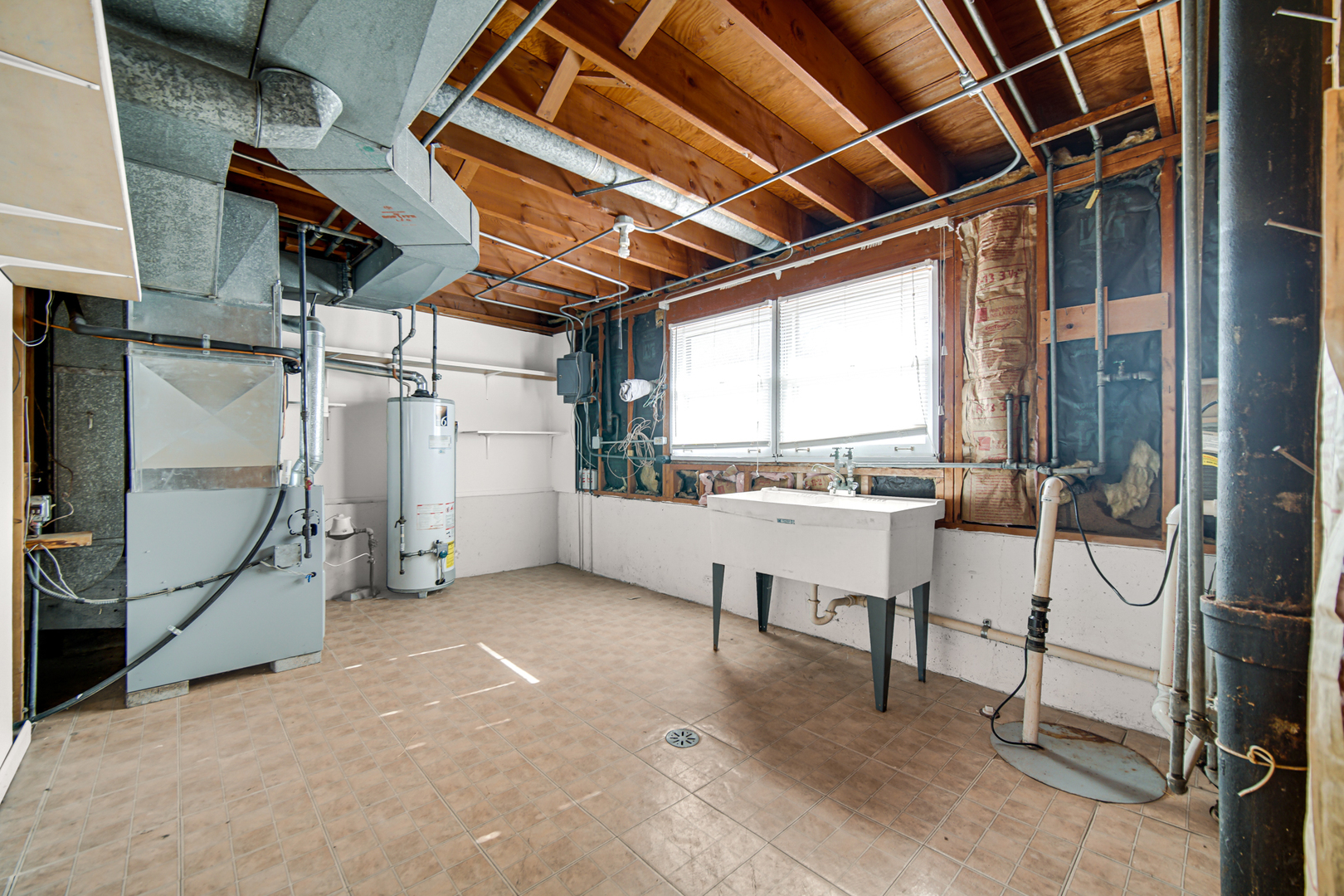 17024 Kimbark Avenue, South Holland, IL 60473