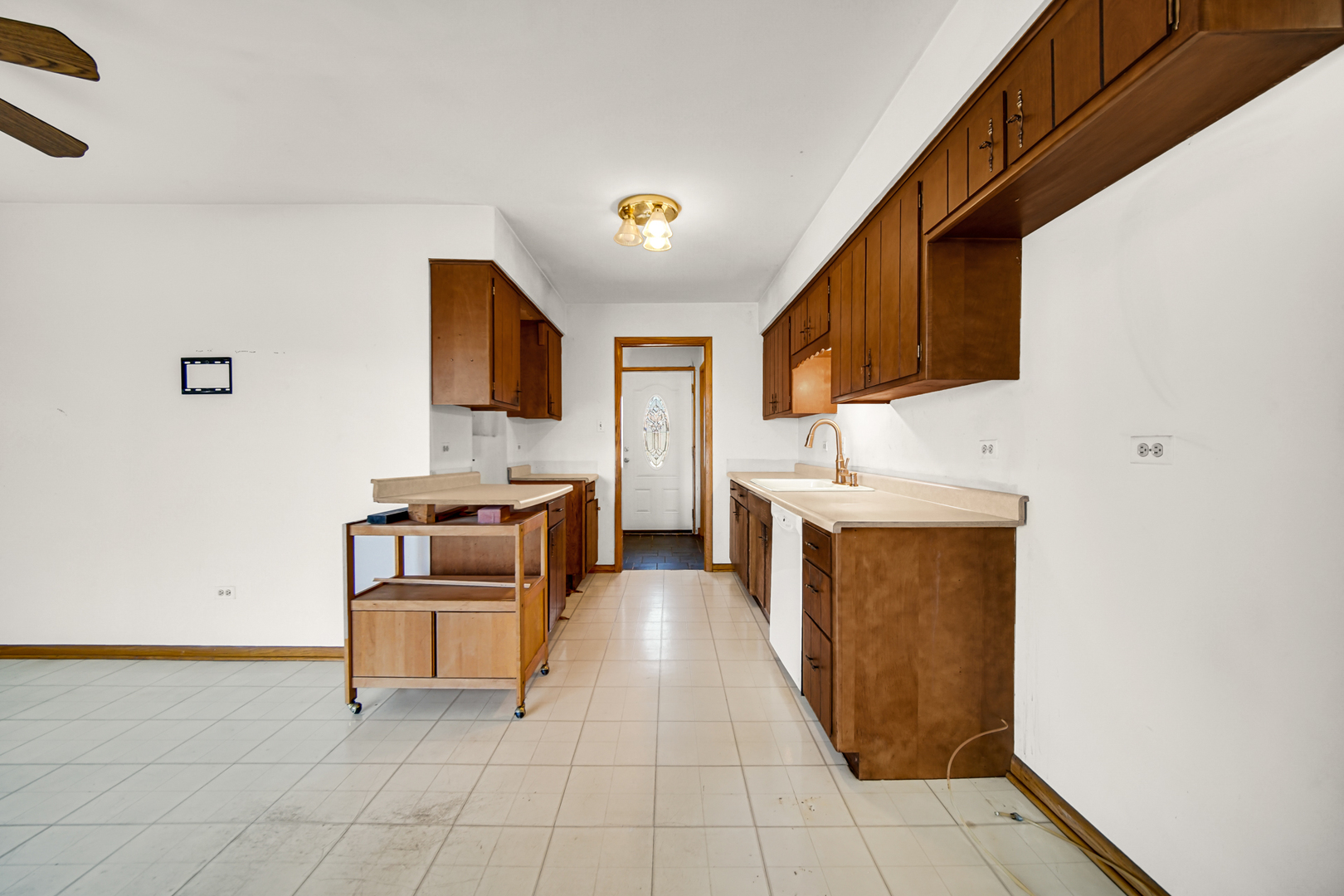 17024 Kimbark Avenue, South Holland, IL 60473