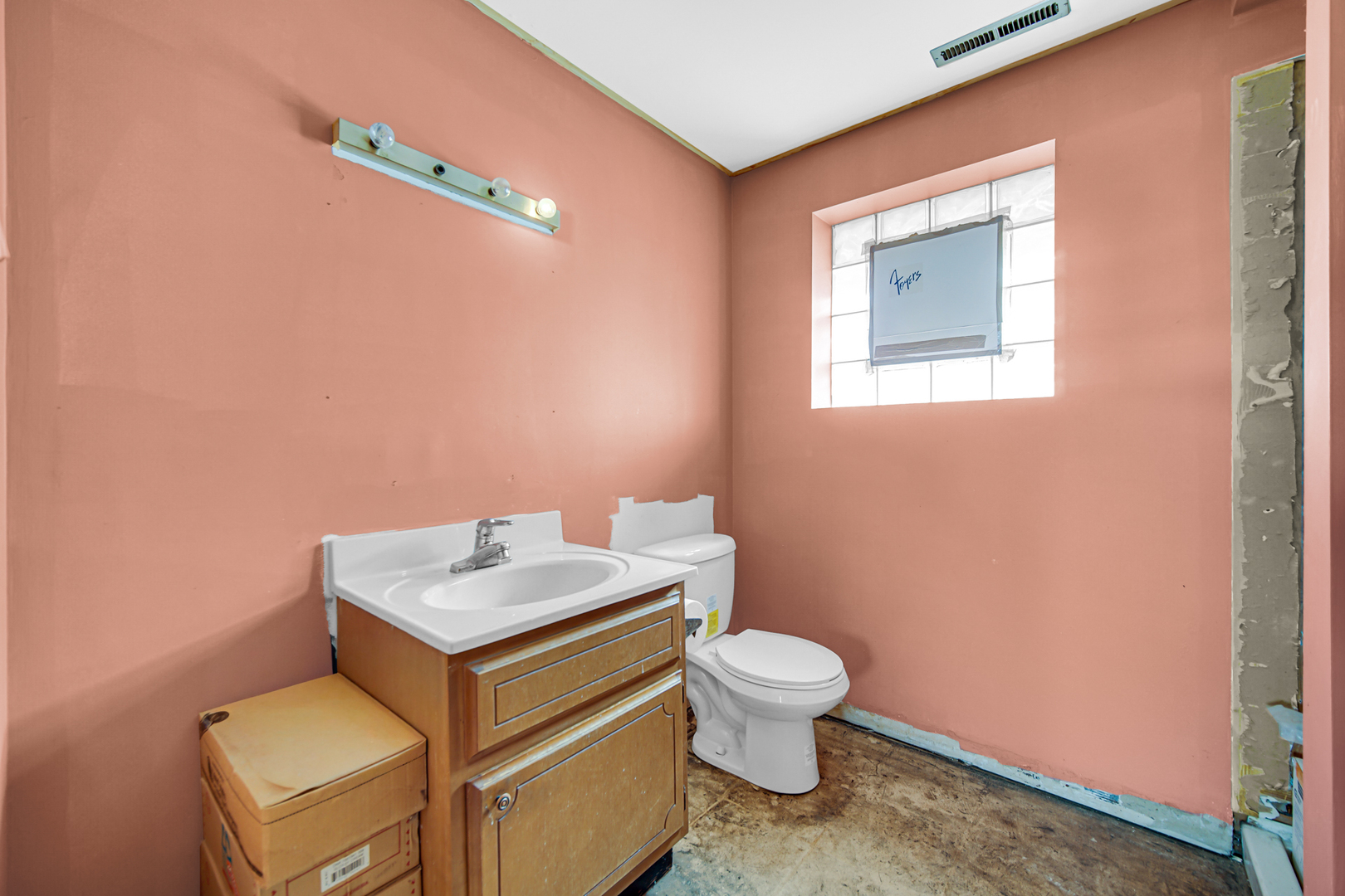 17024 Kimbark Avenue, South Holland, IL 60473