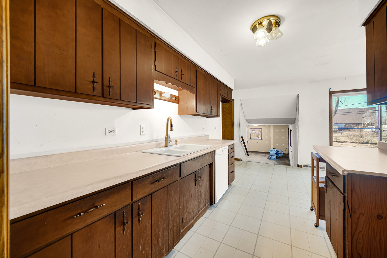 17024 Kimbark Avenue, South Holland, IL 60473