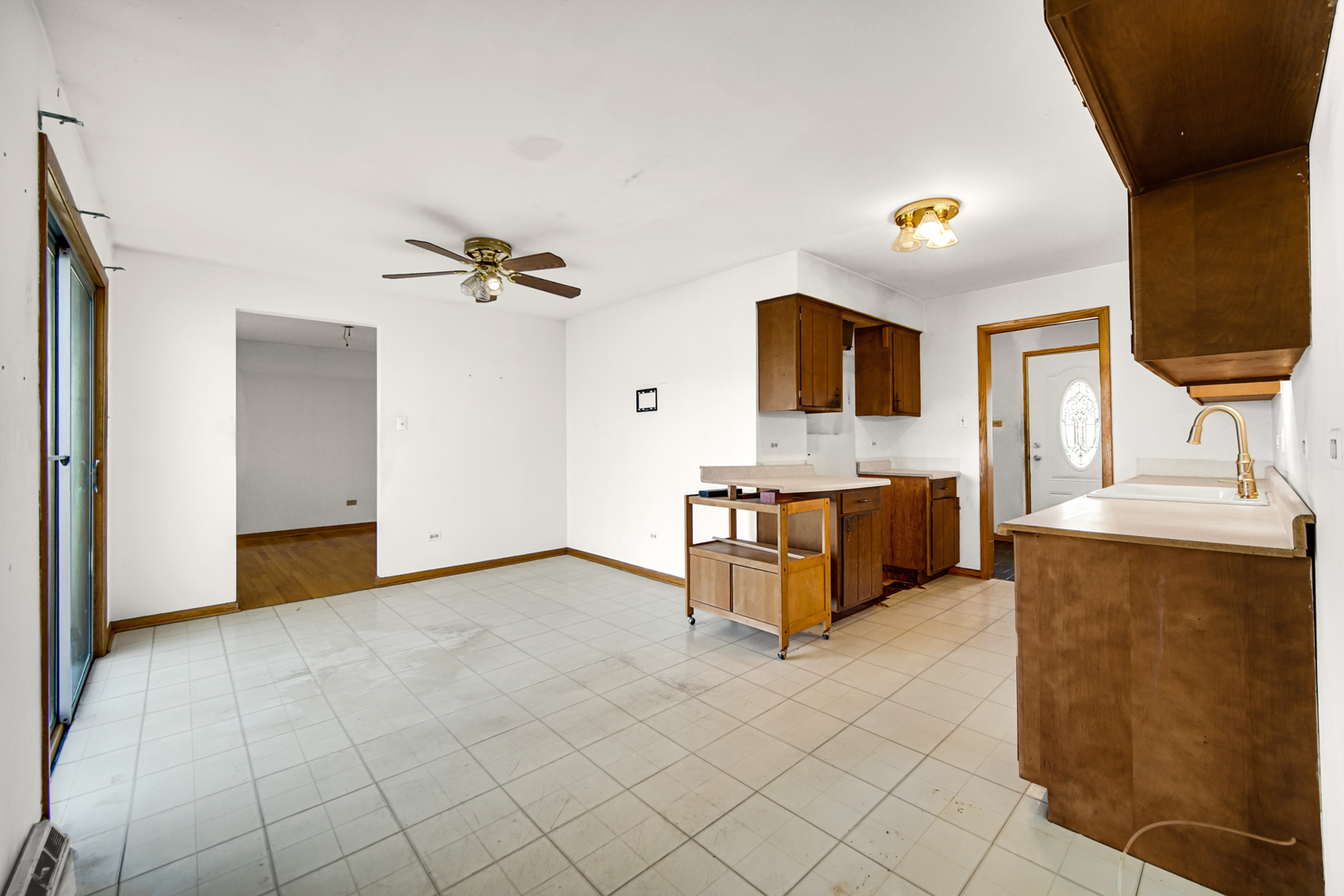 17024 Kimbark Avenue, South Holland, IL 60473