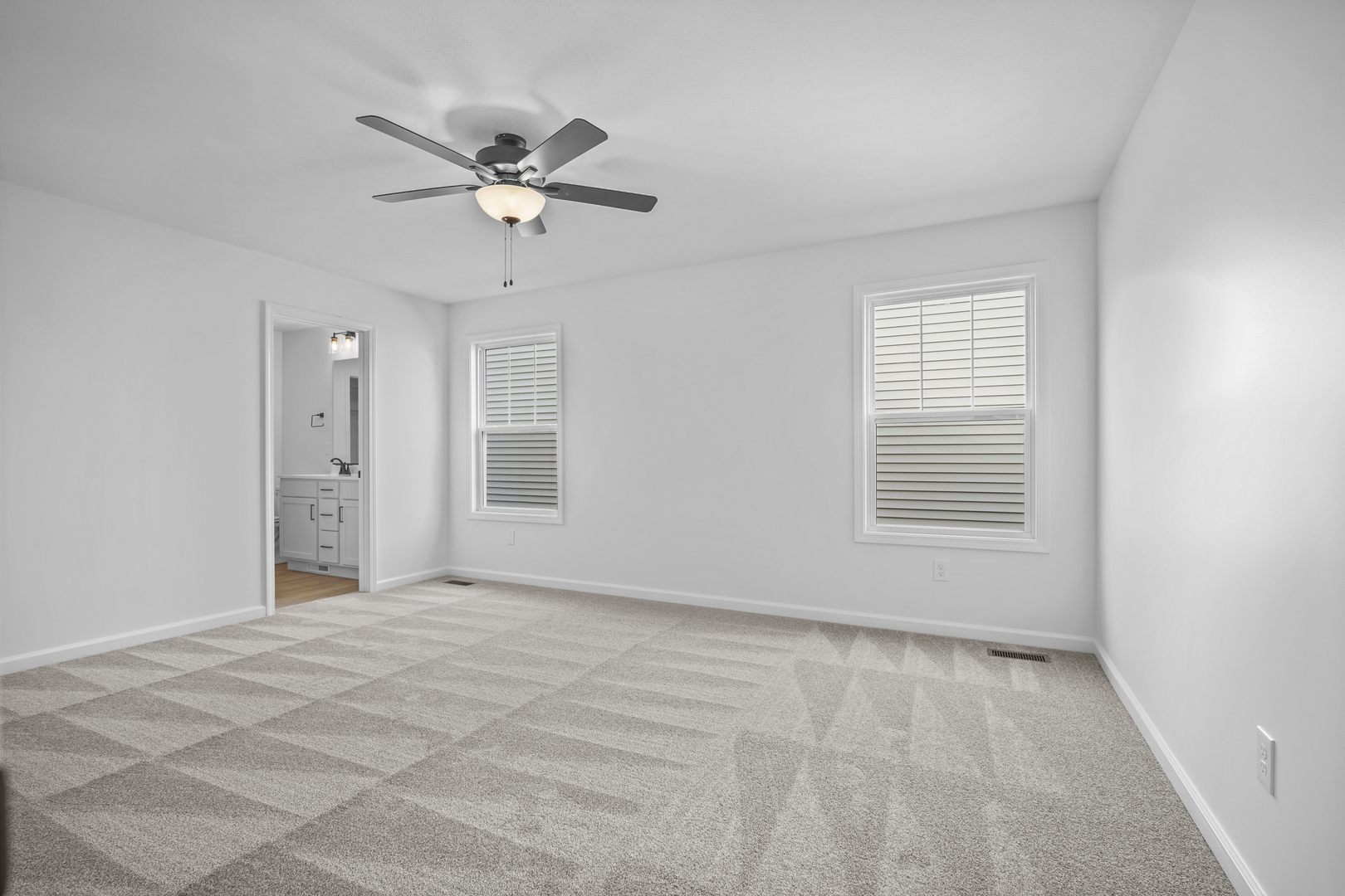 3 Eric Court, Bloomington, IL 61705