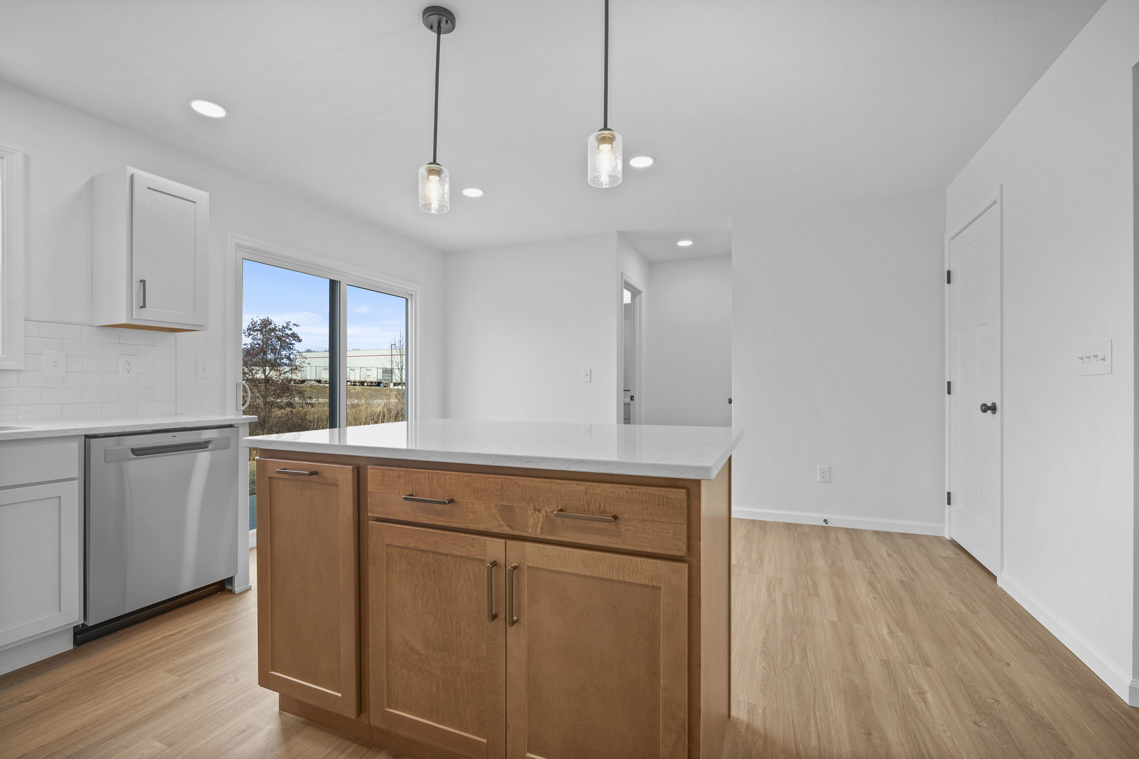 3 Eric Court, Bloomington, IL 61705