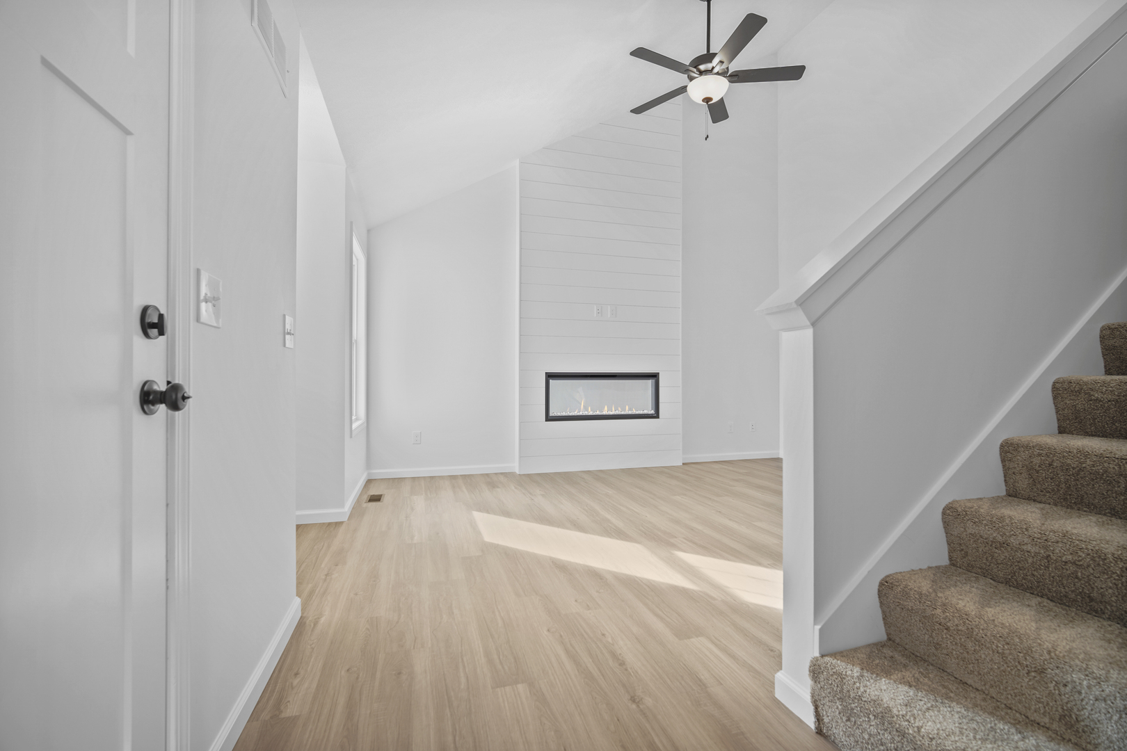 3 Eric Court, Bloomington, IL 61705