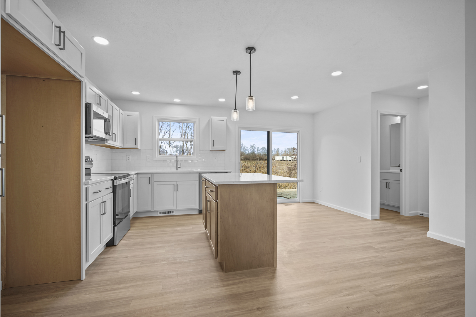 3 Eric Court, Bloomington, IL 61705