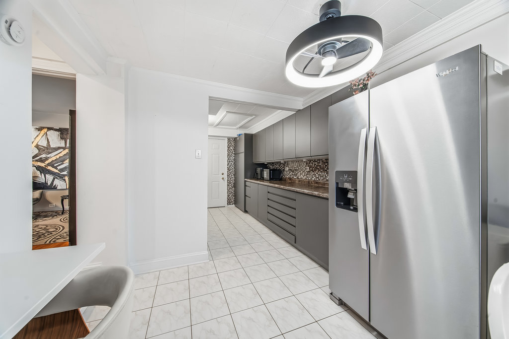 16030 Saint Louis Avenue, Markham, IL 60428