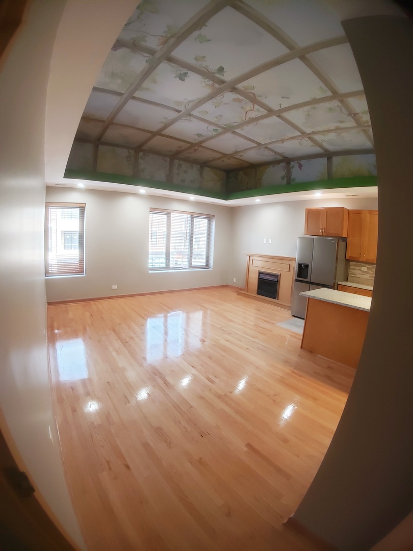 3114 N Lincoln Avenue #2, Chicago, IL 60657