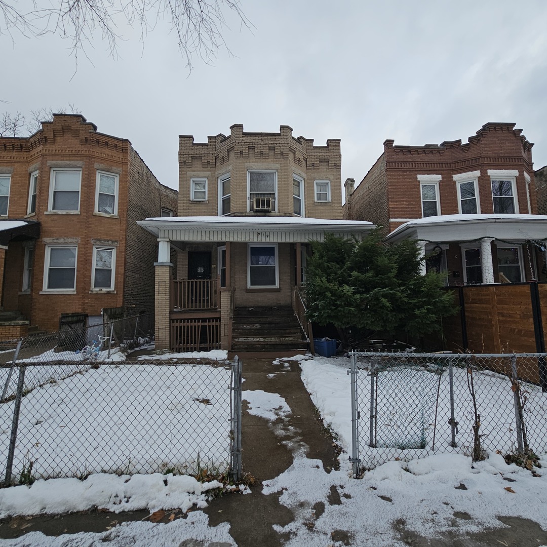 919 N Long Avenue, Chicago, IL 60651