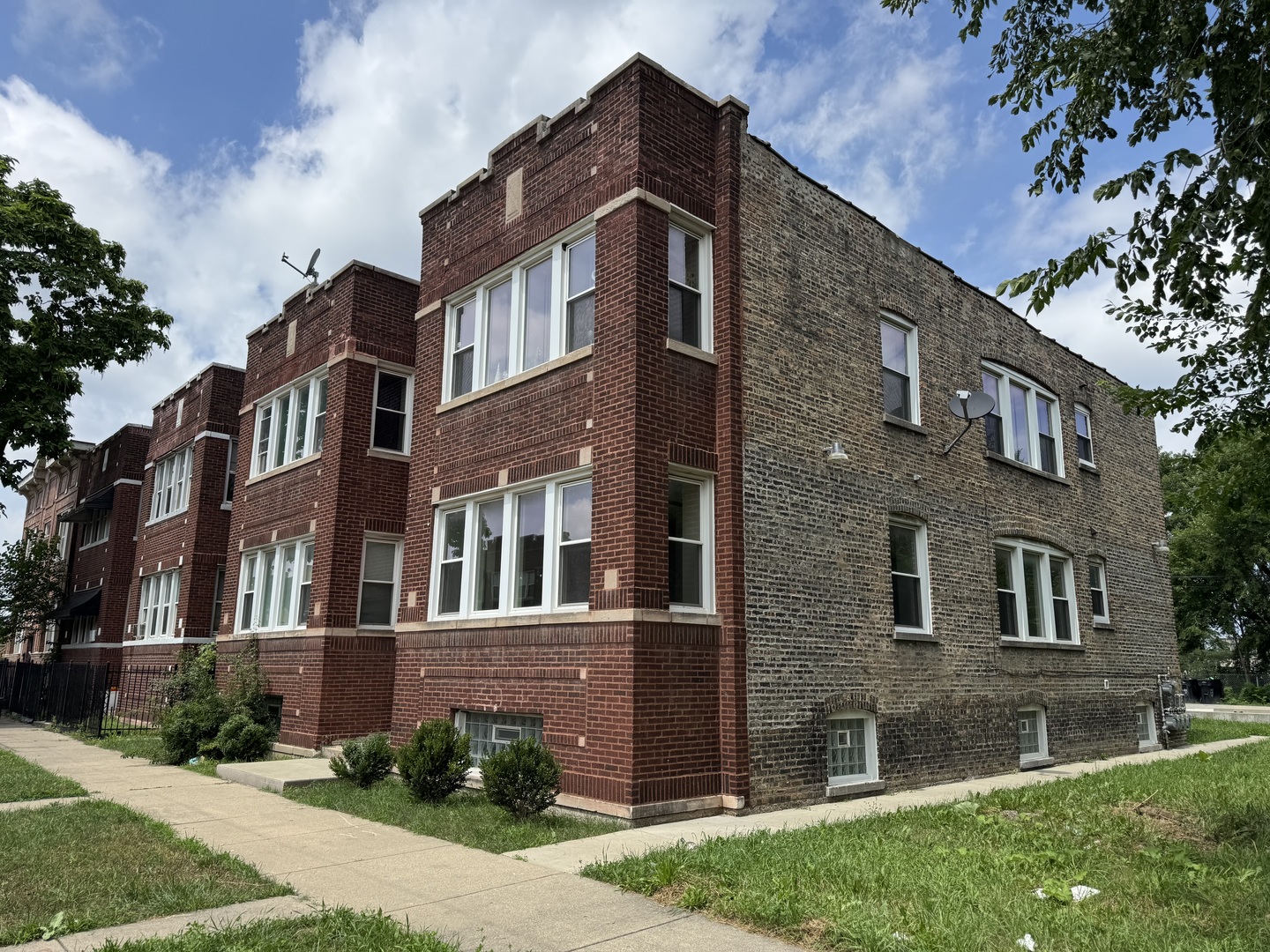 4336-38 W Flournoy Street, Chicago, IL 60624