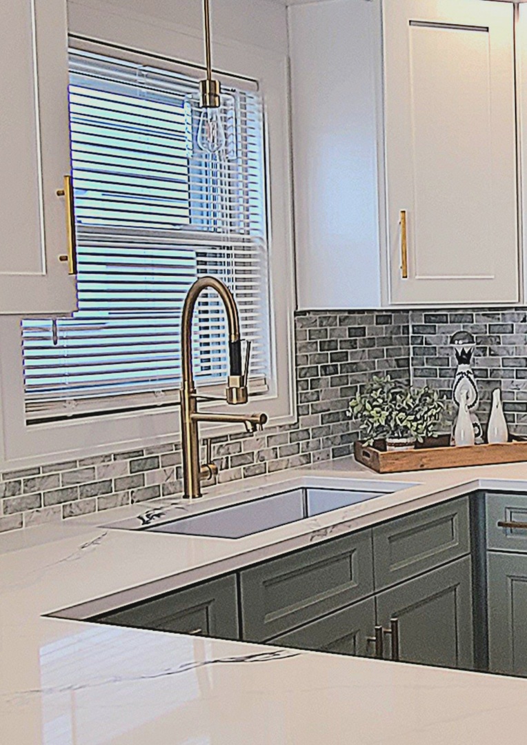 6129 S Parkside Avenue, Chicago, IL 60638