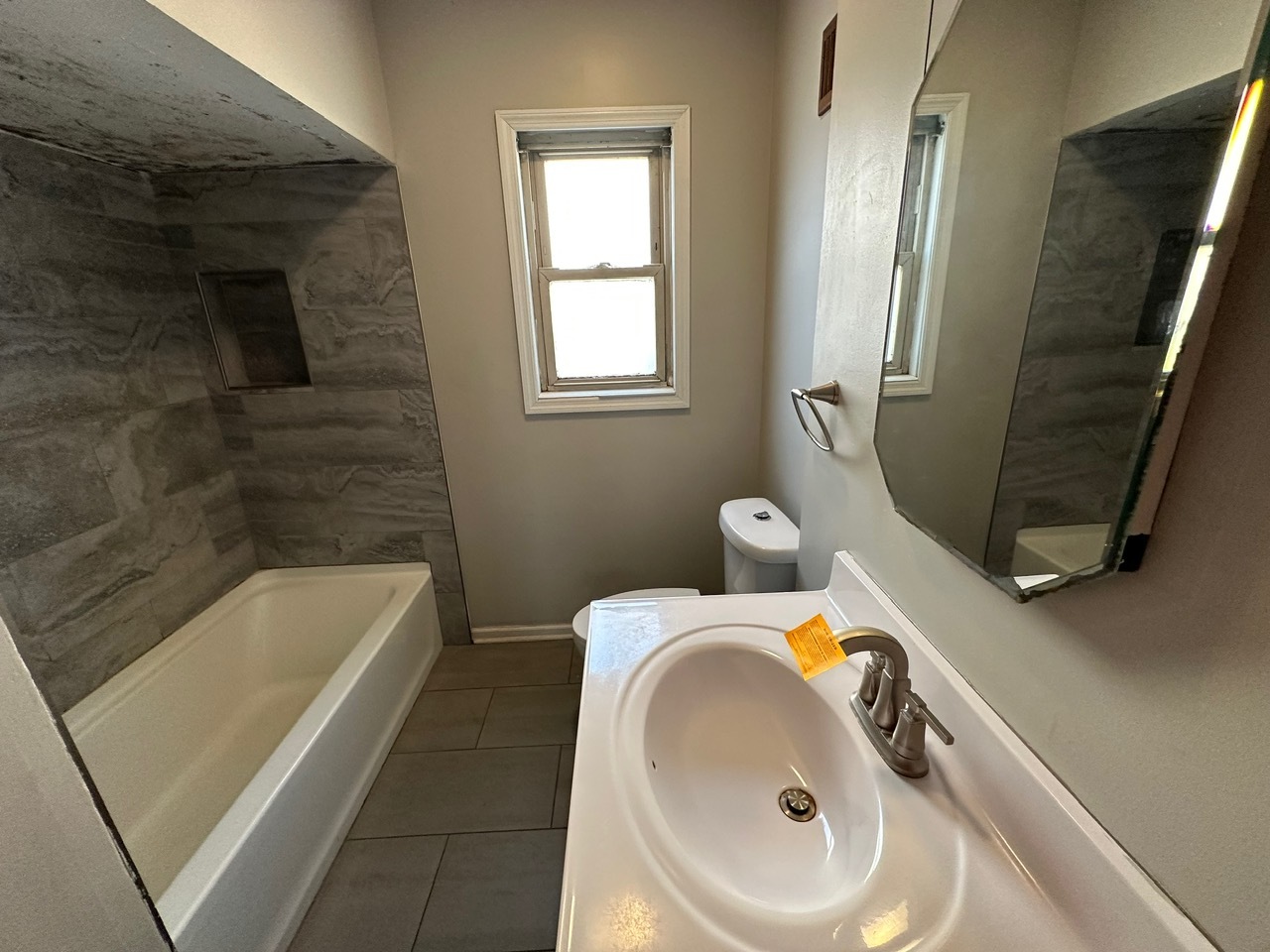 513 Cookane Avenue, Elgin, IL 60120