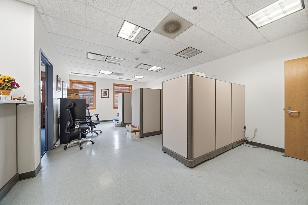 921 S State Street, Lockport, IL 60441