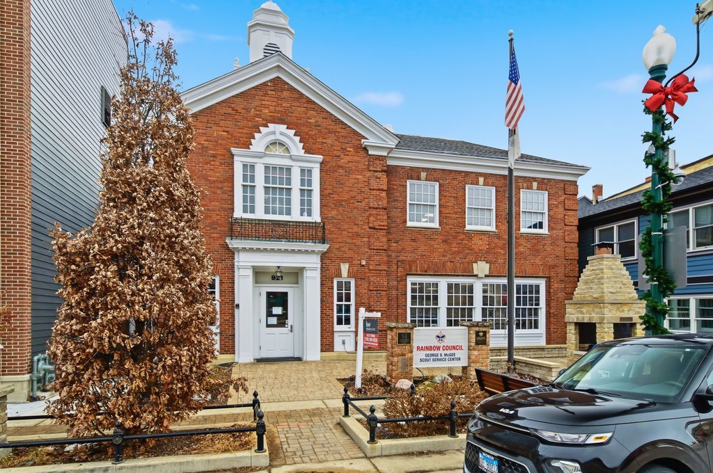 921 S State Street, Lockport, IL 60441