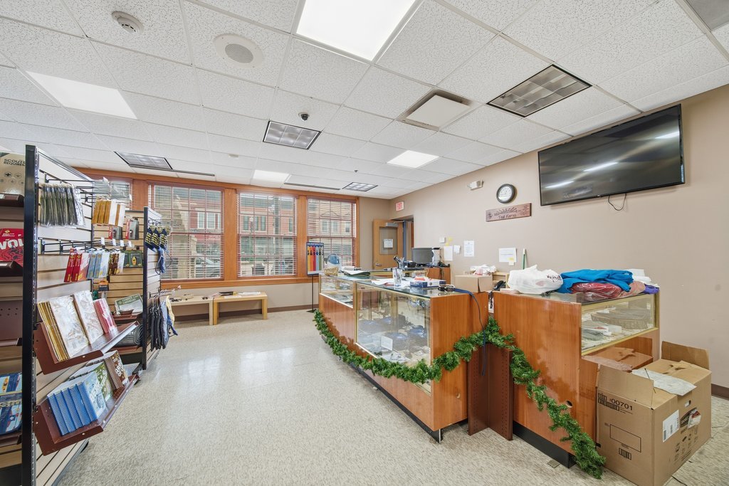 921 S State Street, Lockport, IL 60441