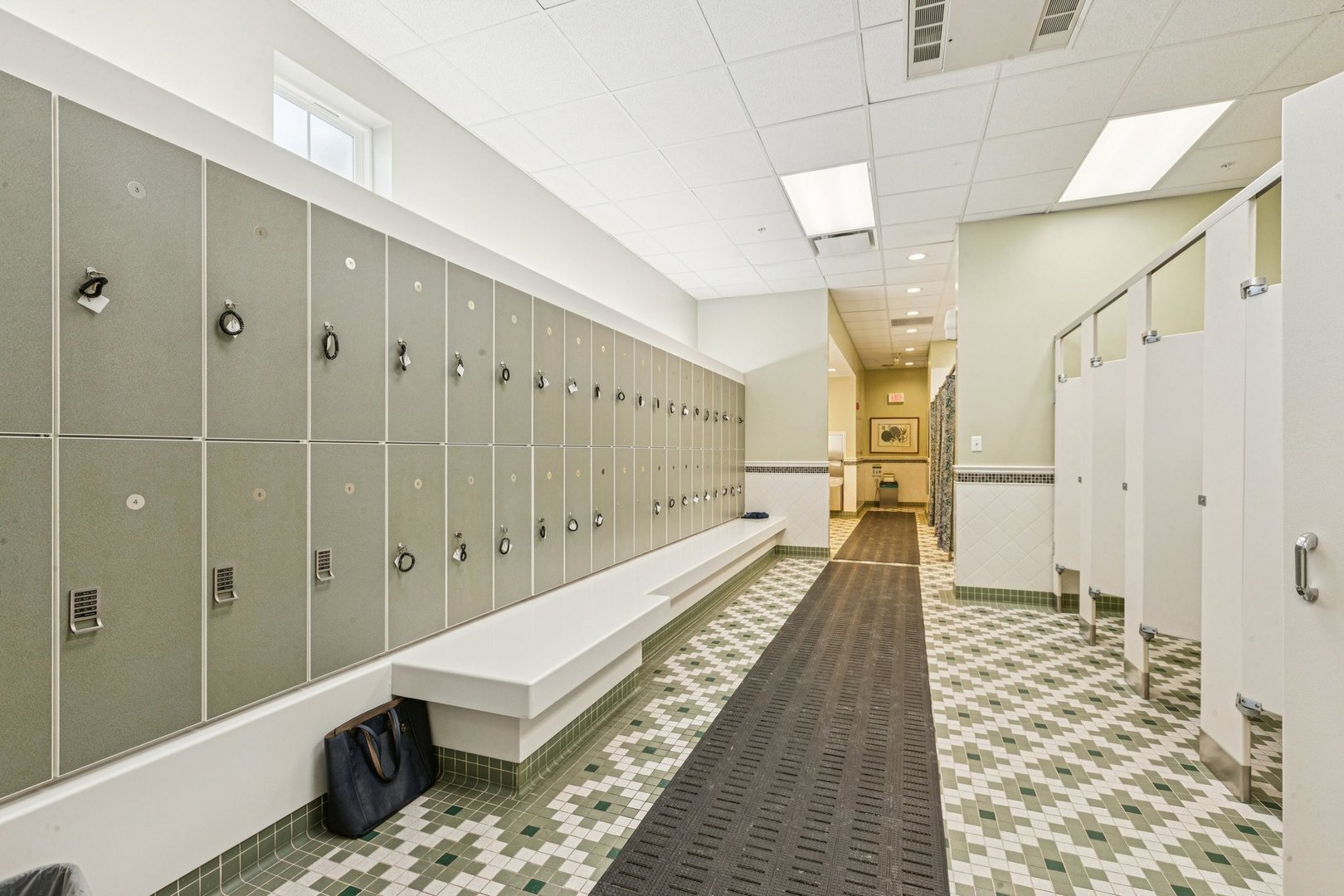 3251 Sheridan Lane, Mundelein, IL 60060