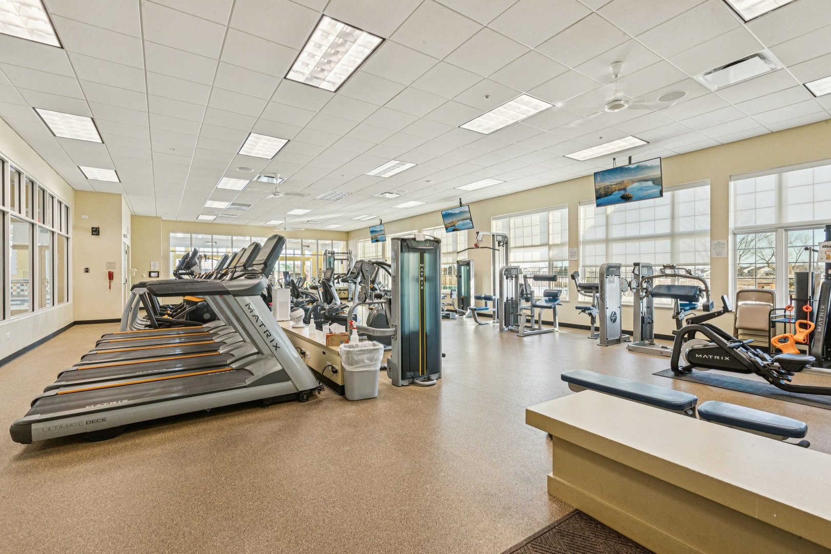 3251 Sheridan Lane, Mundelein, IL 60060