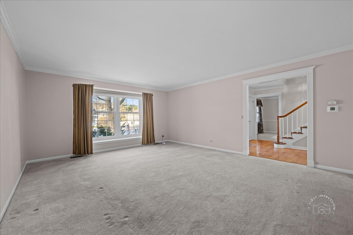 852 Waverly Court, Naperville, IL 60563