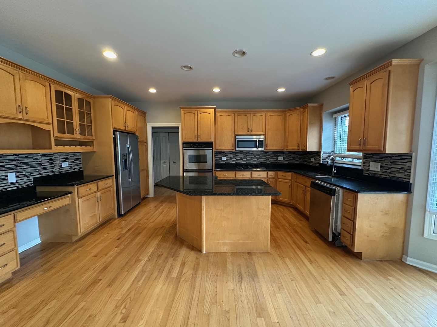 2512 Champion Road, Naperville, IL 60564