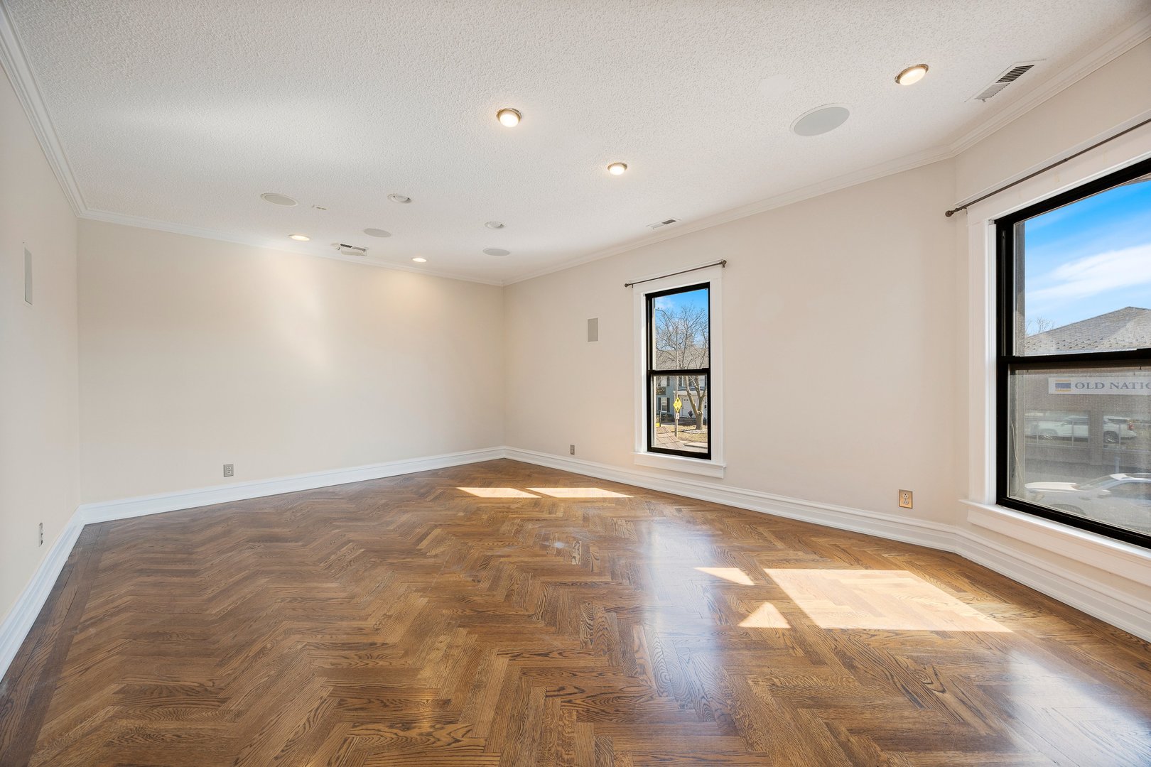 121 N Washington Street #250, Naperville, IL 60540