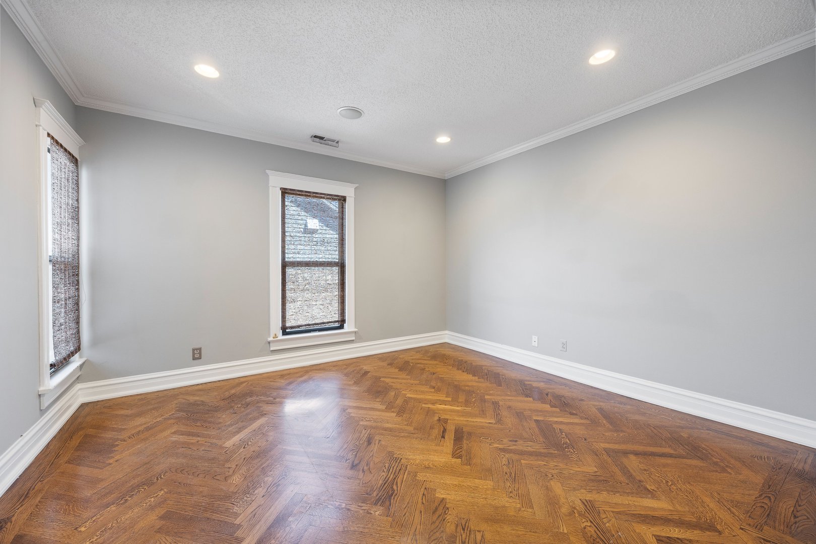 121 N Washington Street #250, Naperville, IL 60540