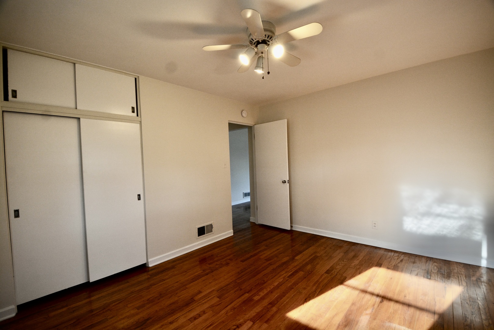 609 N Loomis Street, Naperville, IL 60563