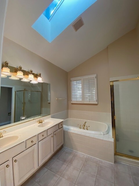 1626 S Luther Avenue, Oakbrook Terrace, IL 60181