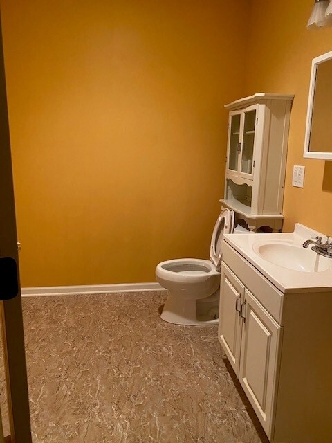 1626 S Luther Avenue, Oakbrook Terrace, IL 60181