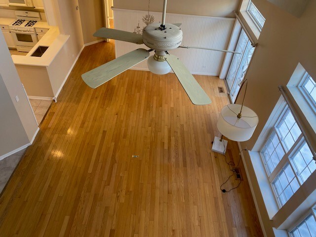 1626 S Luther Avenue, Oakbrook Terrace, IL 60181