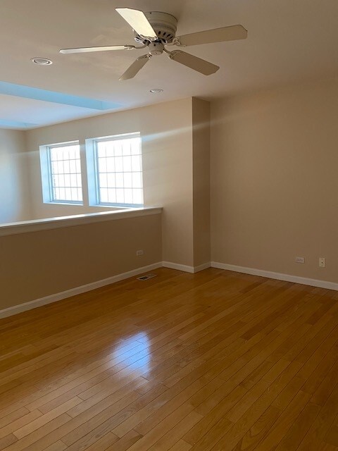 1626 S Luther Avenue, Oakbrook Terrace, IL 60181