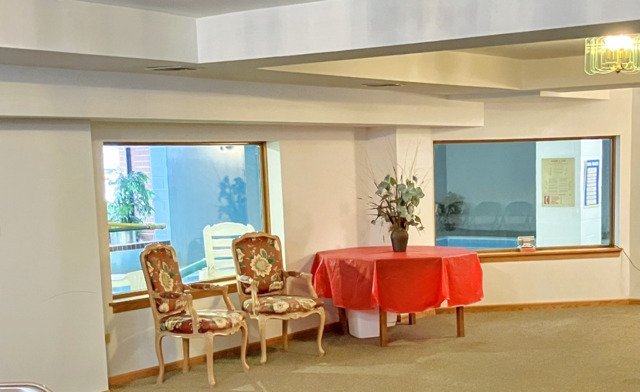 1S045 Spring Road #1D, Oakbrook Terrace, IL 60181