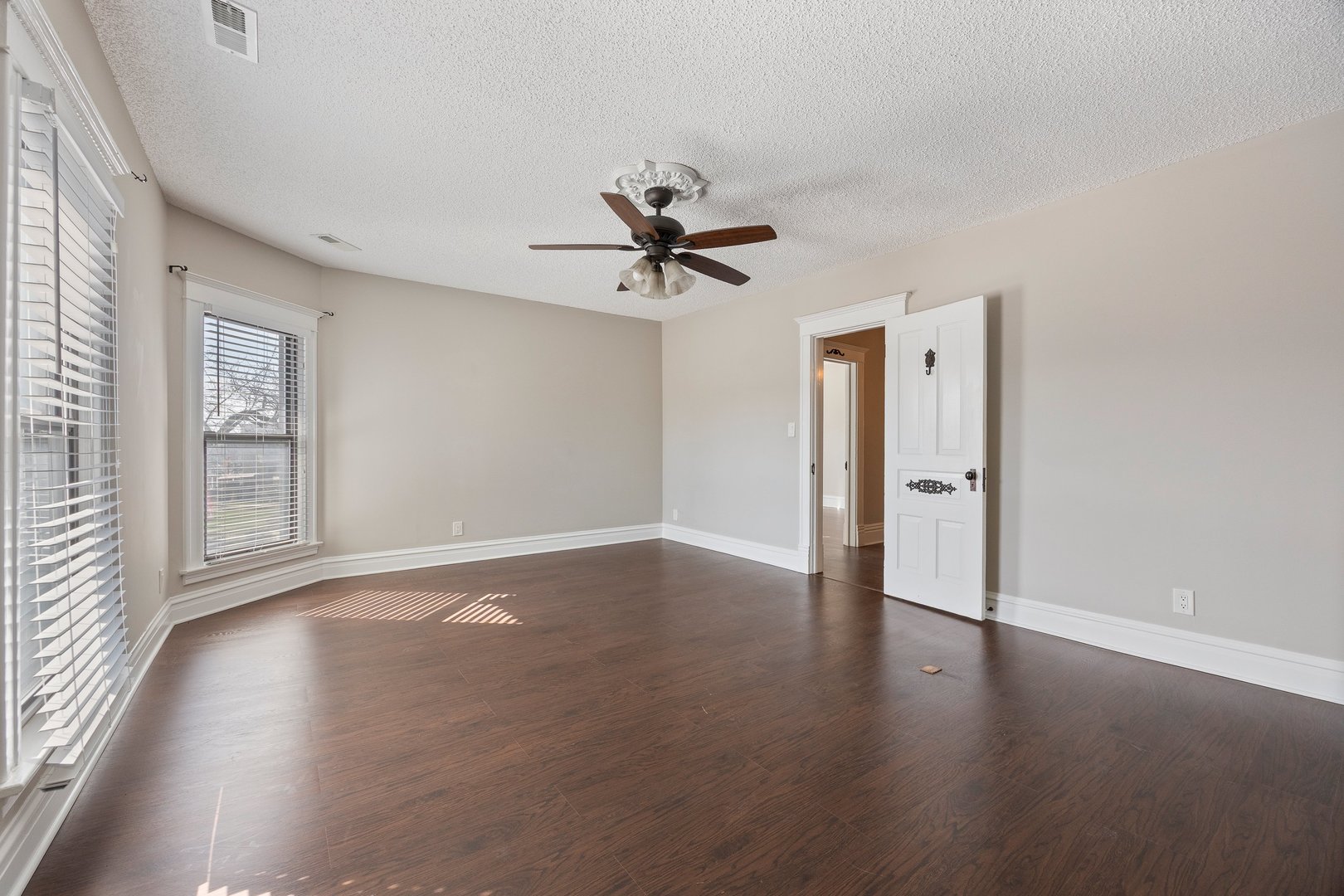 121 N Washington Street #200, Naperville, IL 60540