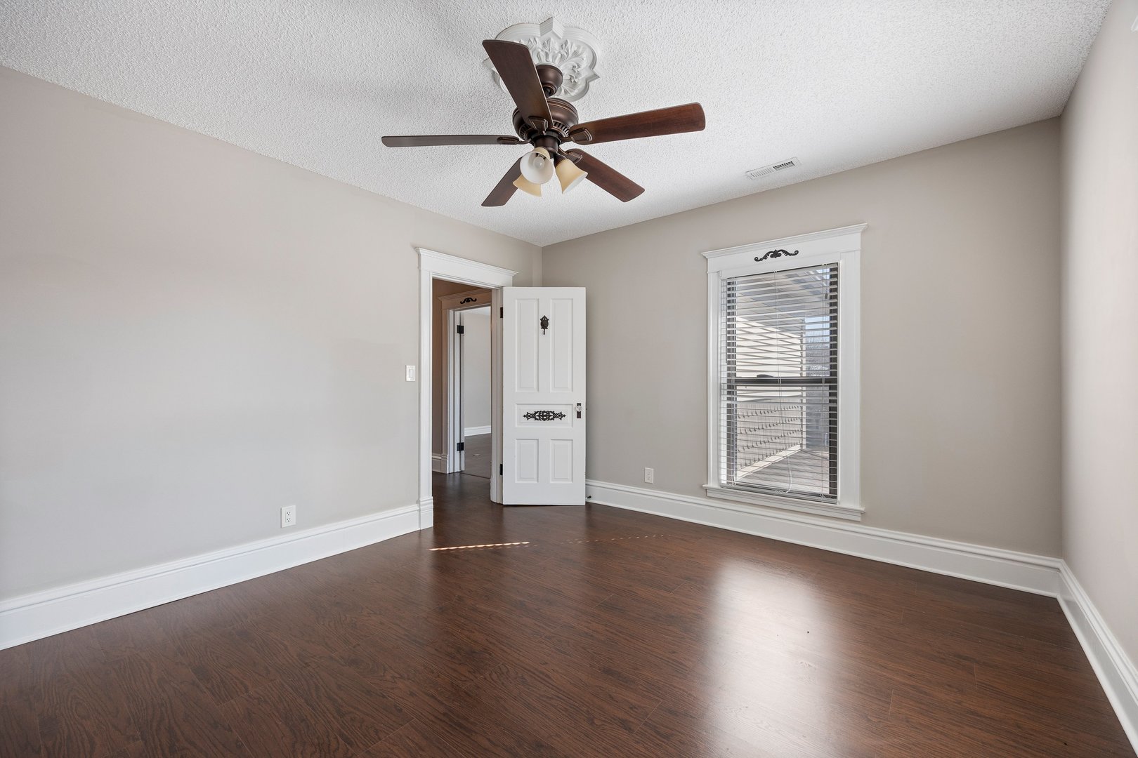 121 N Washington Street #200, Naperville, IL 60540