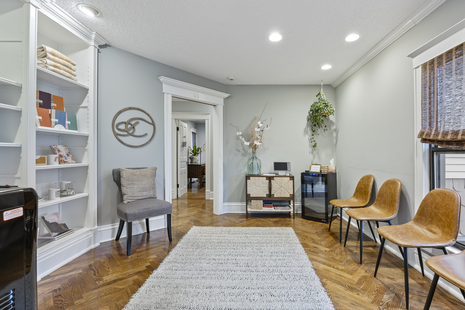 121 N Washington Street #200, Naperville, IL 60540