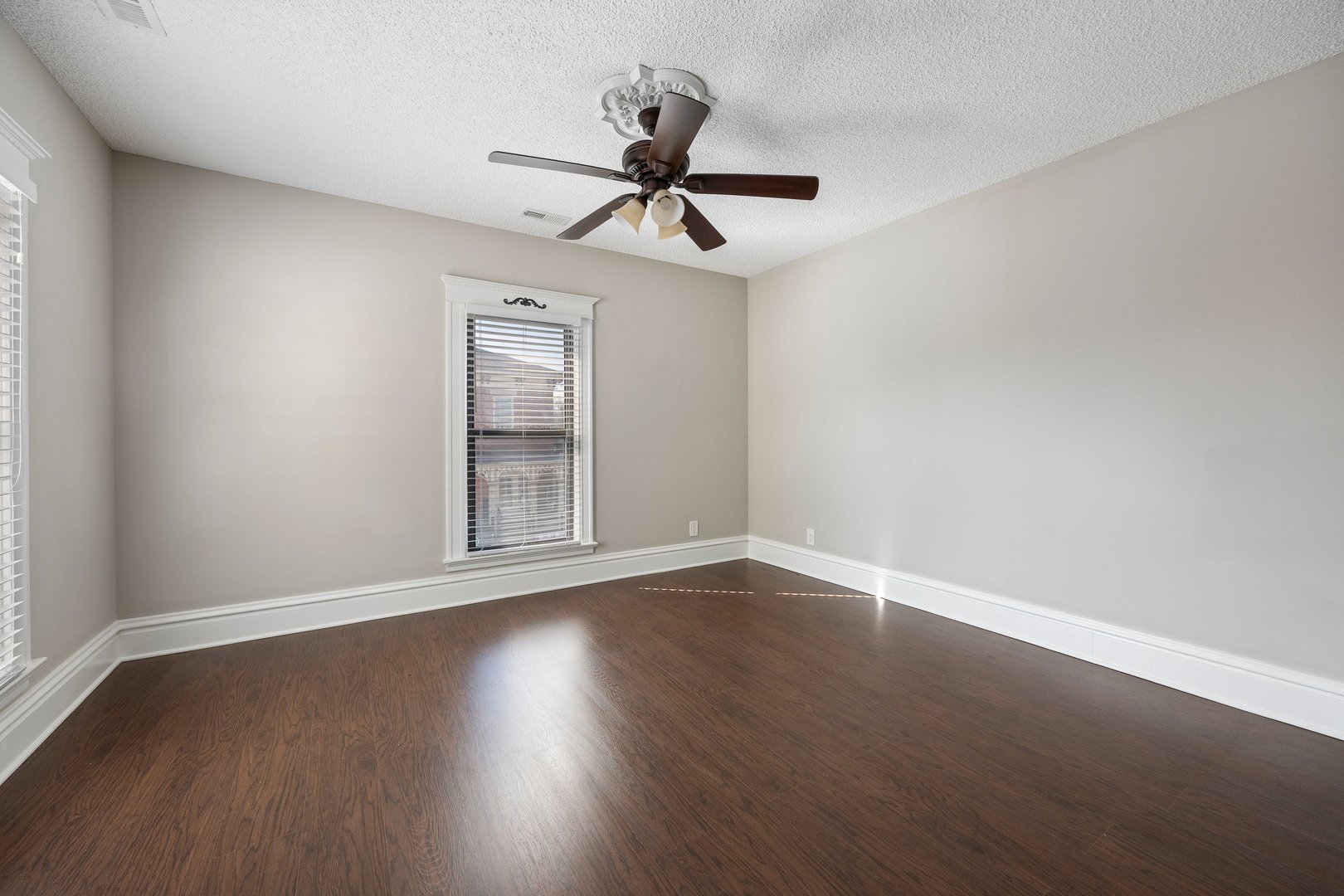 121 N Washington Street #200, Naperville, IL 60540