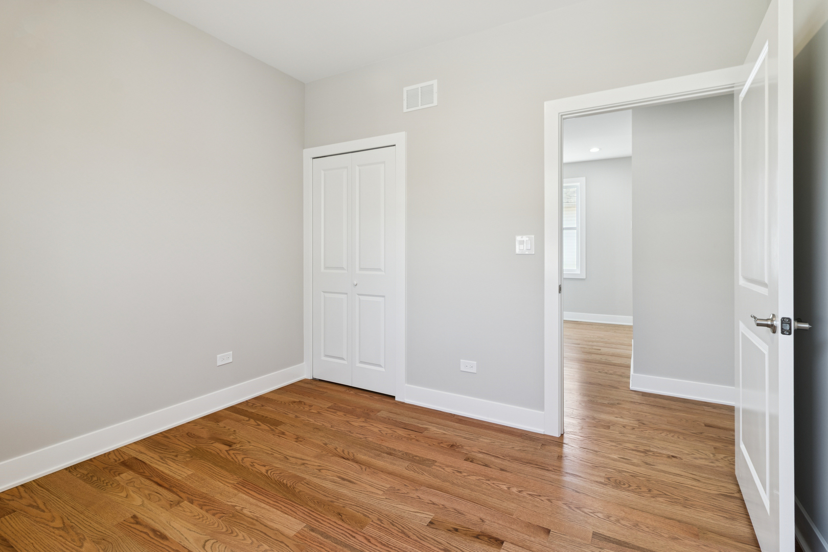 302 Hughes Avenue, Lockport, IL 60441