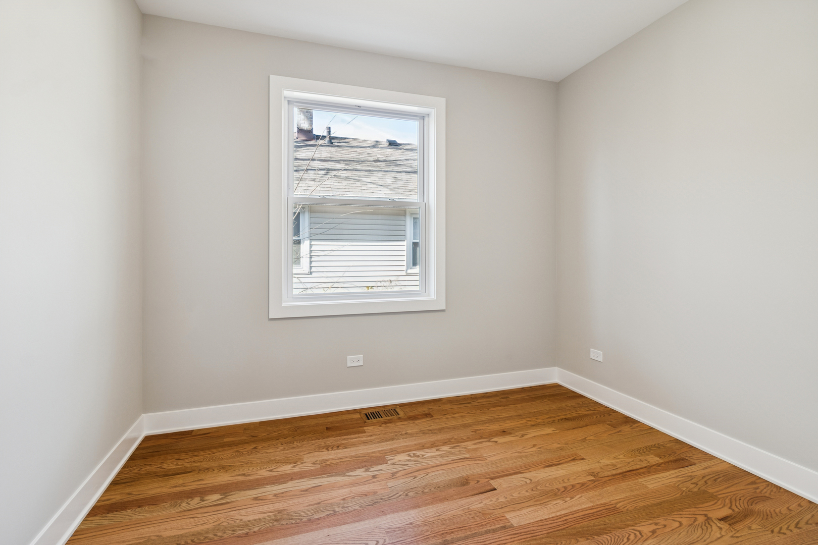 302 Hughes Avenue, Lockport, IL 60441