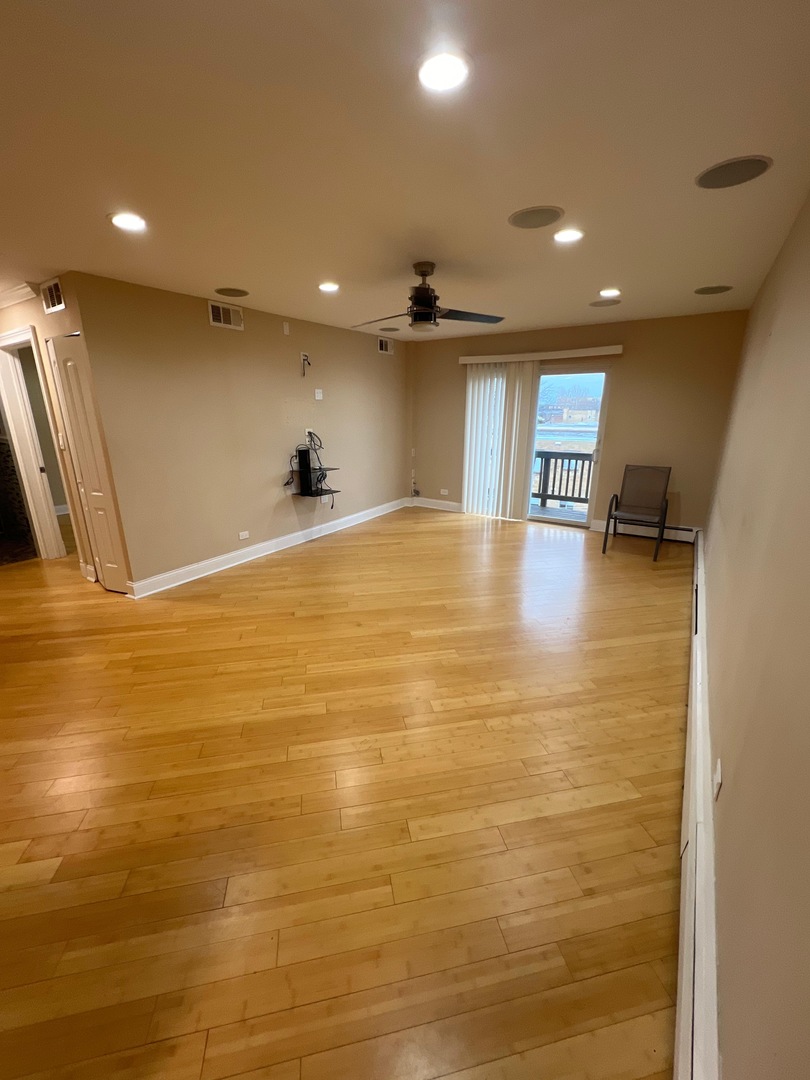 8232 Niles Center Road #404, Skokie, IL 60077