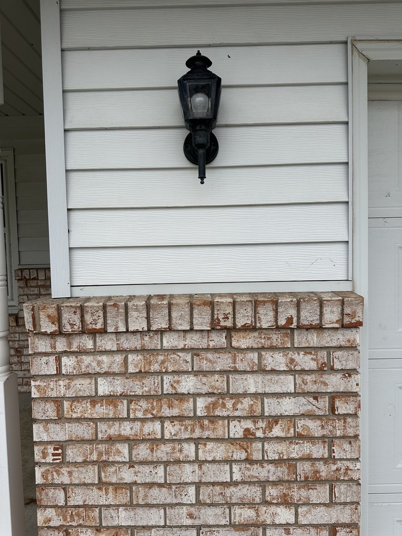 803 E Washington Street, Leroy, IL 61752