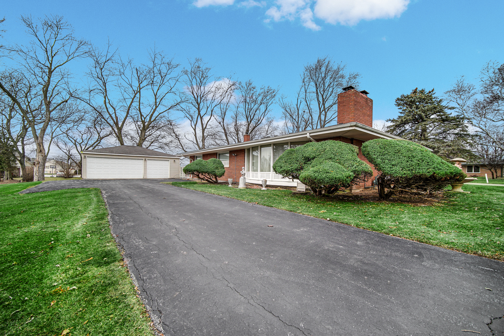 20580 Bensley Avenue, Lynwood, IL 60411