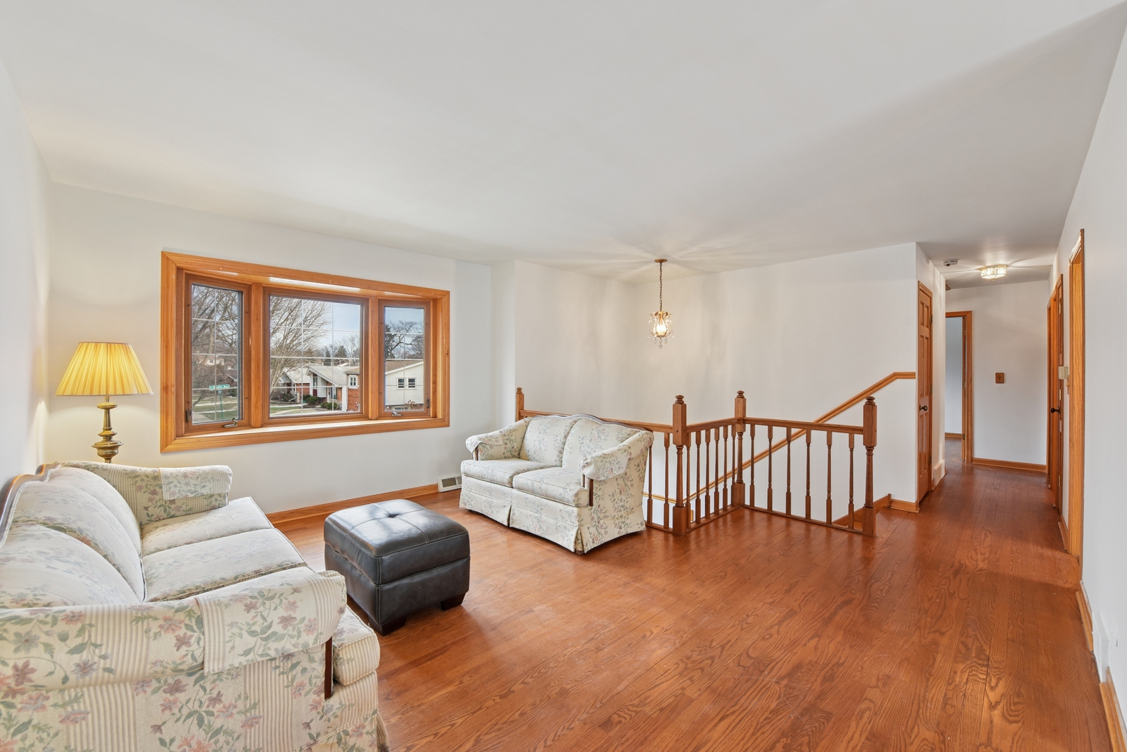 325 E Prairie Avenue, Lombard, IL 60148