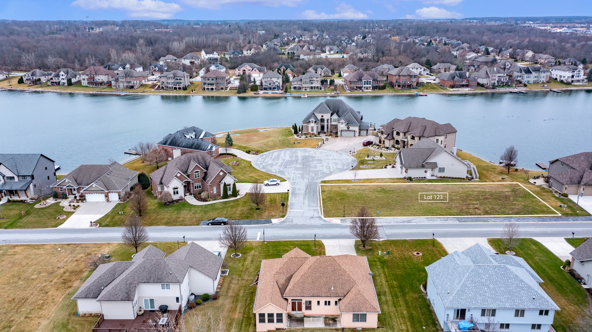 10376 Potomac Court, Winfield, IN 46307