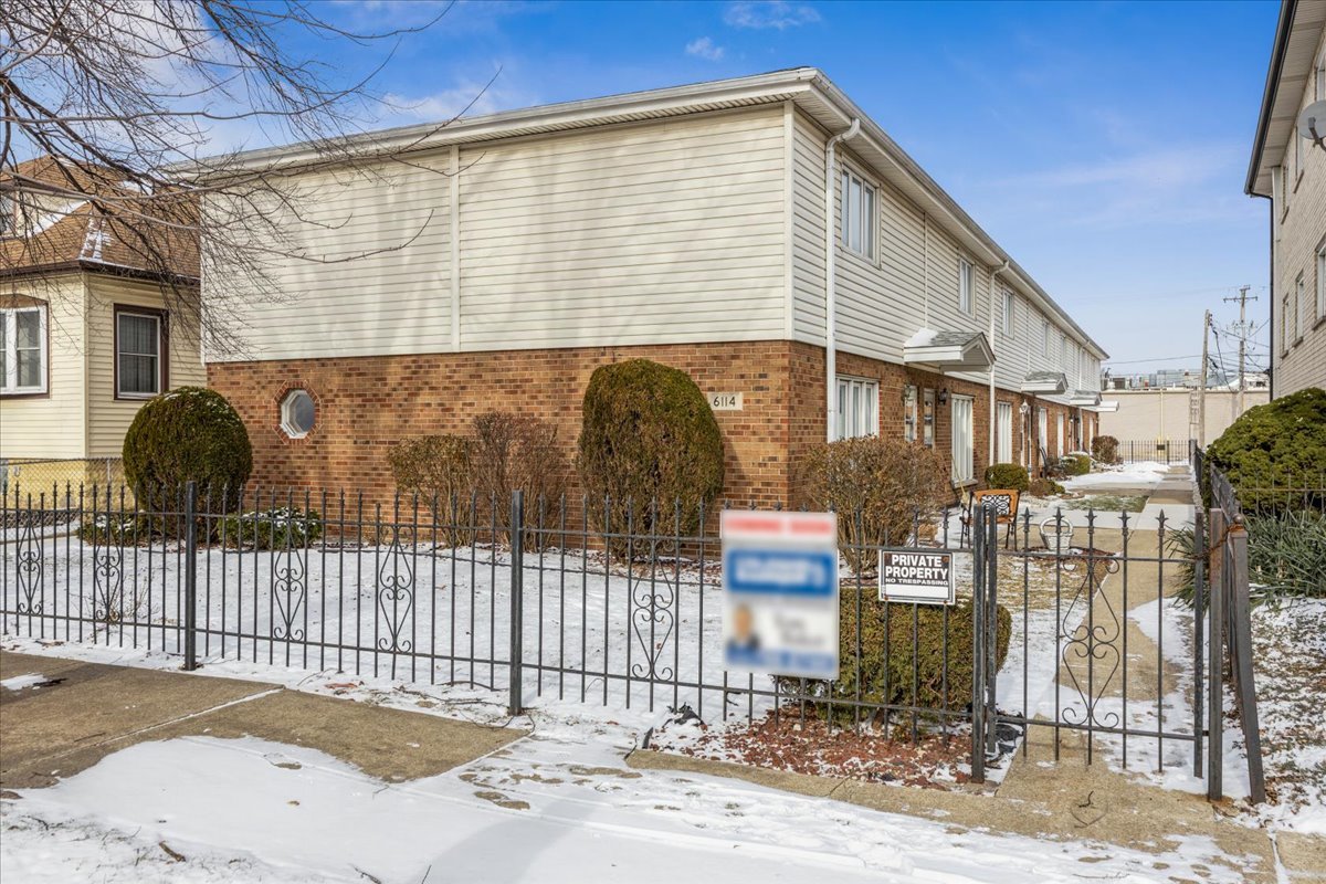 6114 W 55th Street #5, Chicago, IL 60638