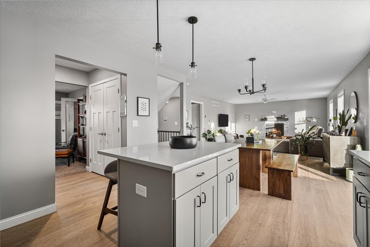 1727 Eide Road, Bloomington, IL 61704